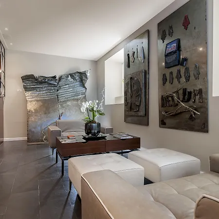 Metropolis 4*
