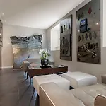 Metropolis 4*
