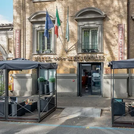 Metropolis Hotell