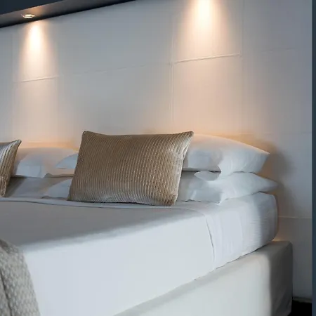 Hotel Metropolis