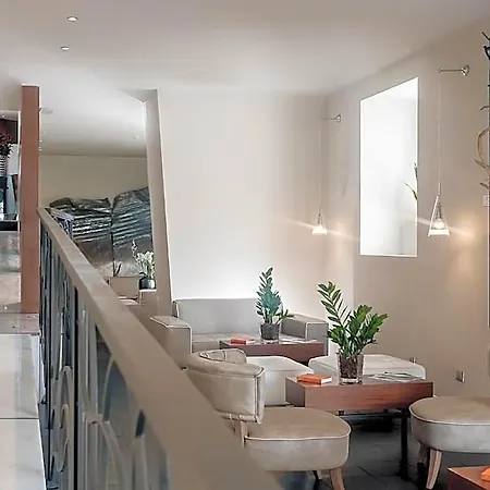 Hotel Metropolis 4*