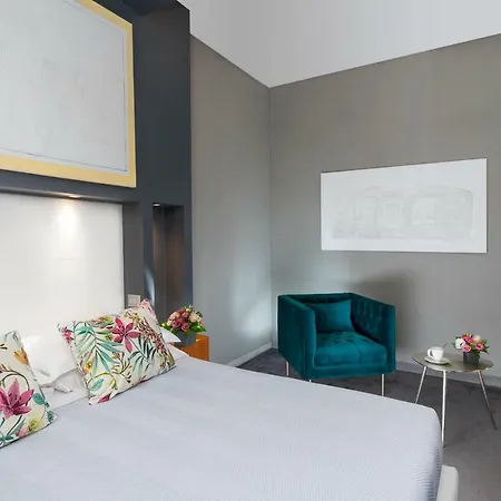 Metropolis 4*
