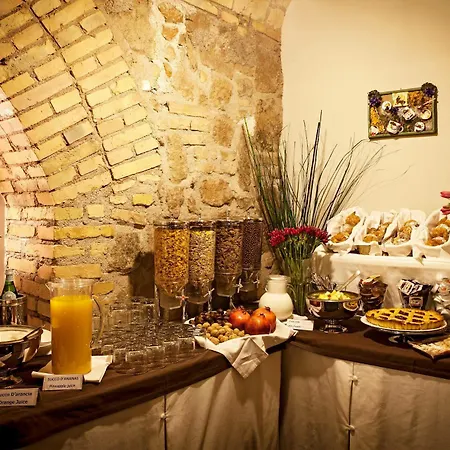 Metropolis 4*