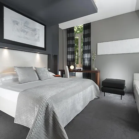 Otel Metropolis - Di Charme 4*