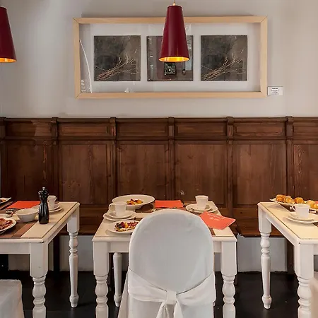 Otel Metropolis - Di Charme 4*