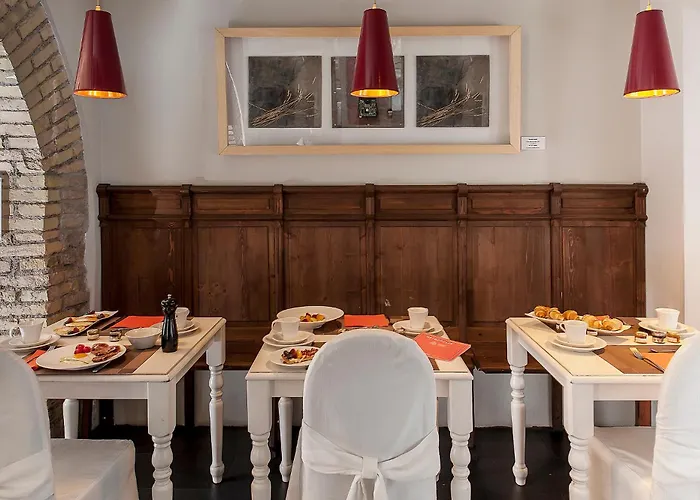 酒店 Metropolis 4*